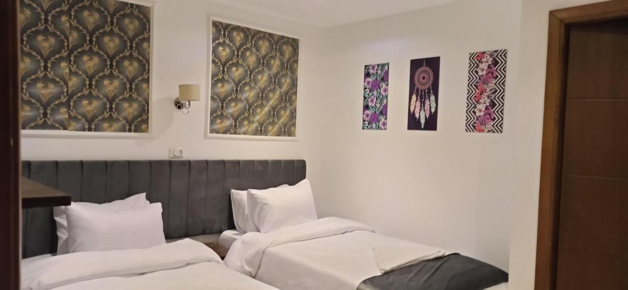 Grand Pyramids Inn Kafret el-Gabal Kültér fotó